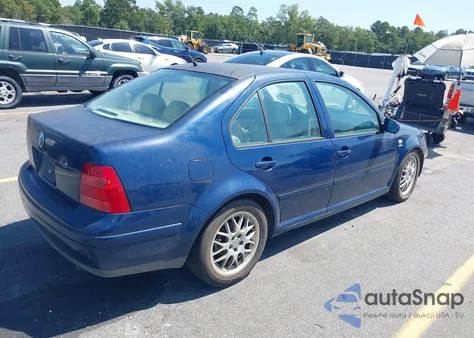 2001 Volkswagen Jetta Wolfsburg z USA, uszkodzony, nr VIN 3VWPD69M21M181433